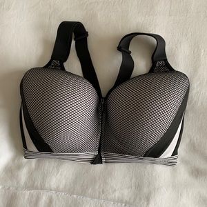 Victoria’s Secret Sports Bra 34DD